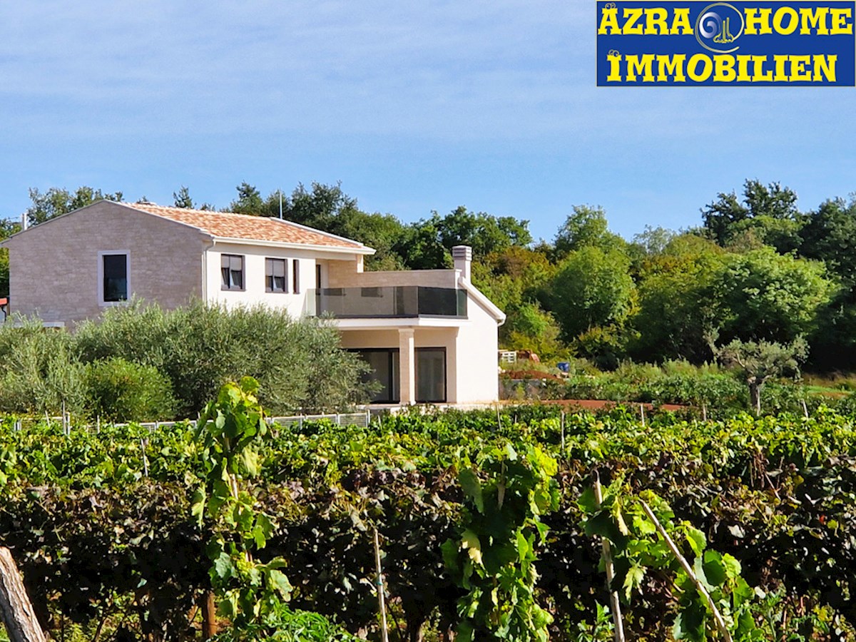 Prodaja, Vila, Poreč, novogradnja, 219 m², bazen 32 m², zemljišče 1032 m² (KOP-747)