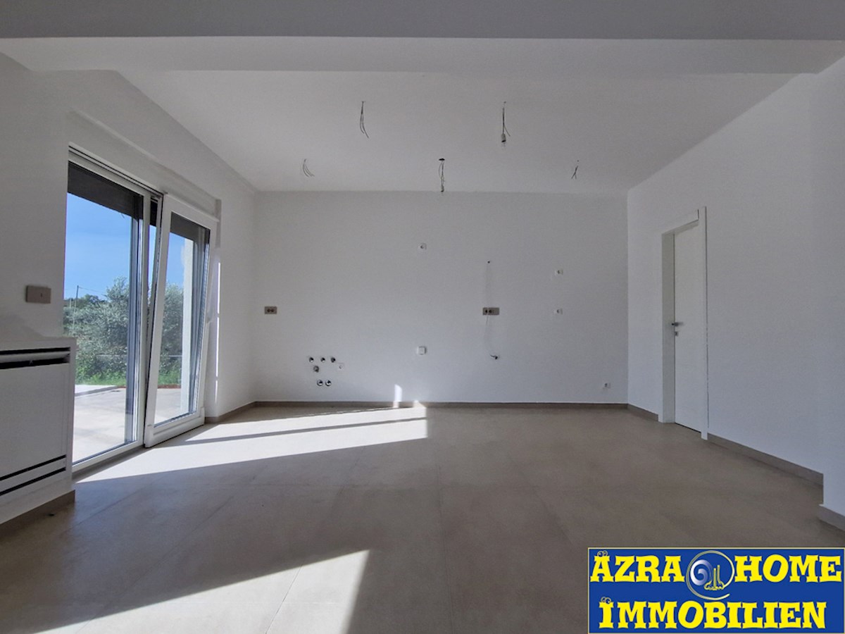 Prodaja, Vila, Poreč, novogradnja, 219 m², bazen 32 m², zemljišče 1032 m² (KOP-747)