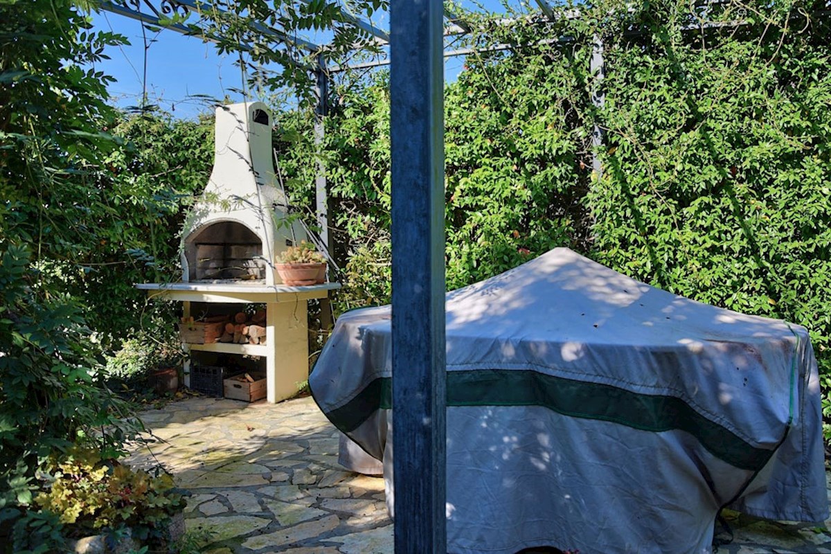 Stanovanje 65m2 s prostornim vrtom v okolici Poreča (SO-370)