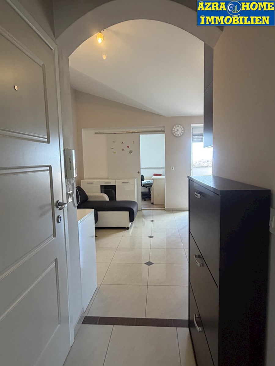 Prodaja stanovanja, Poreč, Kukci, 4 km od morja, 45,28 m2 + 2,63 m2, (SO-373)