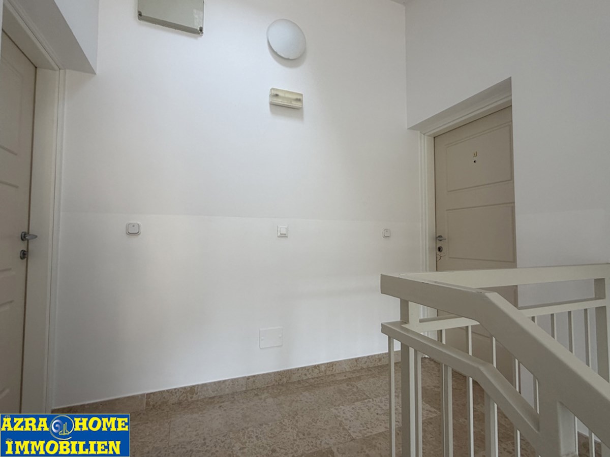 Prodaja stanovanja, Poreč, Kukci, 4 km od morja, 45,28 m2 + 2,63 m2, (SO-373)