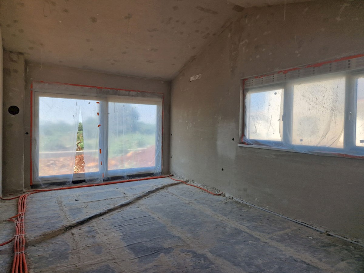 Prodaja, Kaštelir, Pritlična hiša na mirni lokaciji, v gradnji (KOP-770-A)