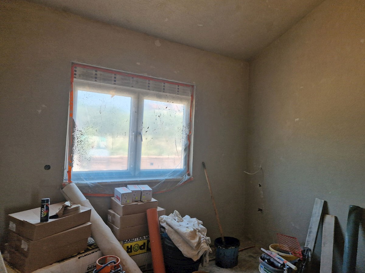 KOP-770-A, Kaštelir – Pritlična hiša na mirni lokaciji, v gradnji
