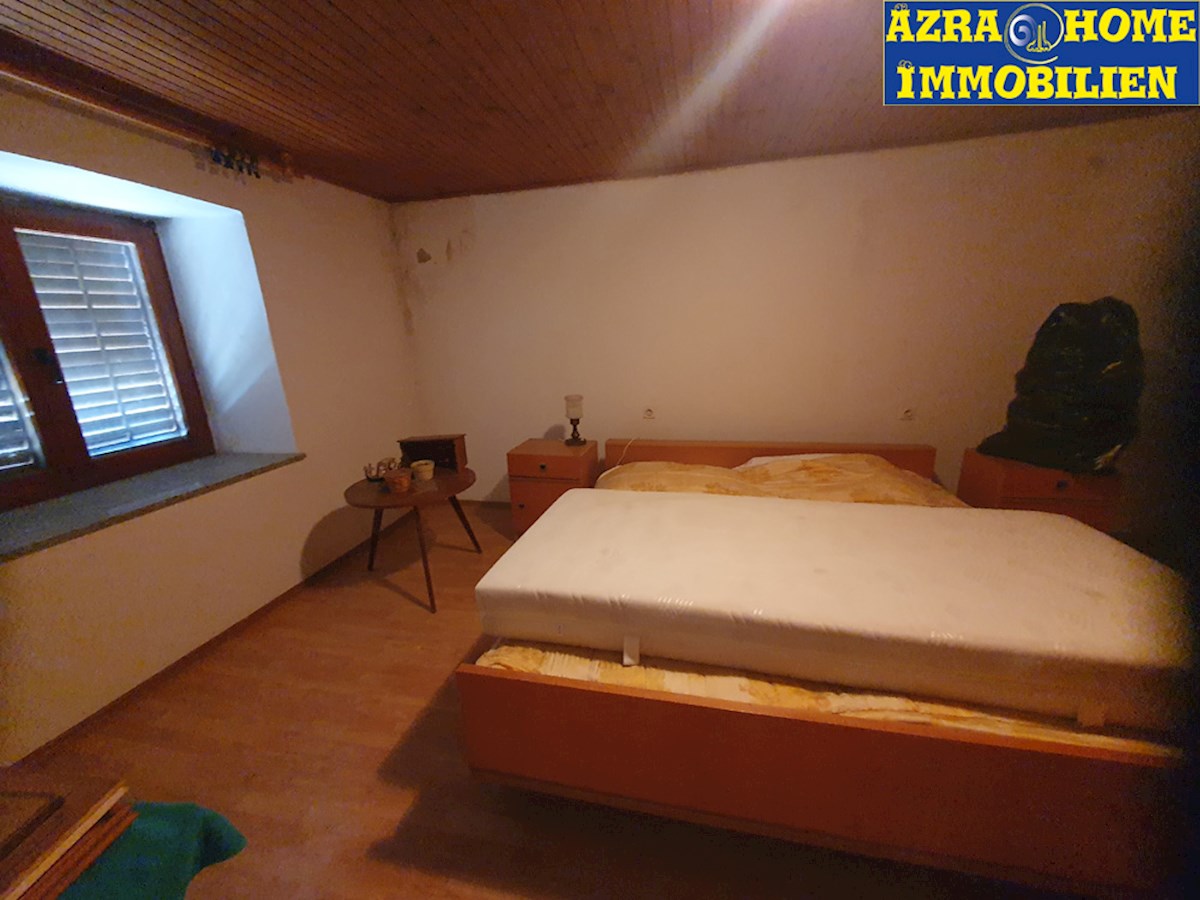 Naprodaj: Avtentične istrske kamnite hiše, 360 m² bivalne površine z 3866 m² zazidljivega zemljišča, le 5 km od Žminja (KRZ-001)