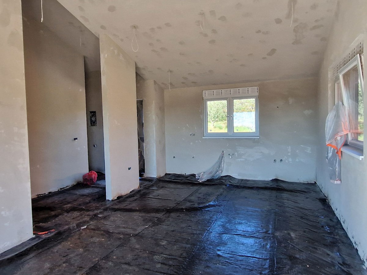 Prodaja, Kaštelir – Pritlična hiša na mirni lokaciji, v gradnji (KOP-770-B)