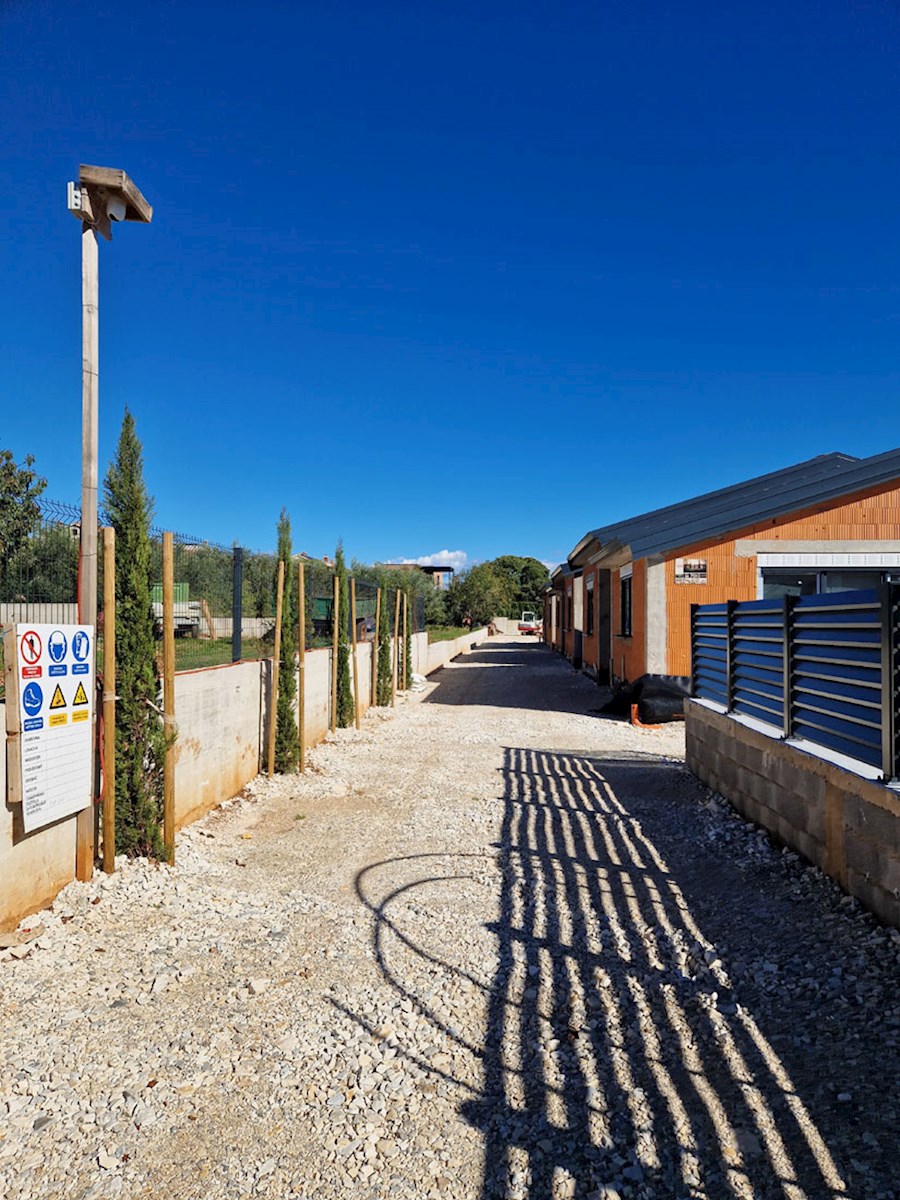 Prodaja, Kaštelir – Pritlična hiša na mirni lokaciji, v gradnji (KOP-770-B)