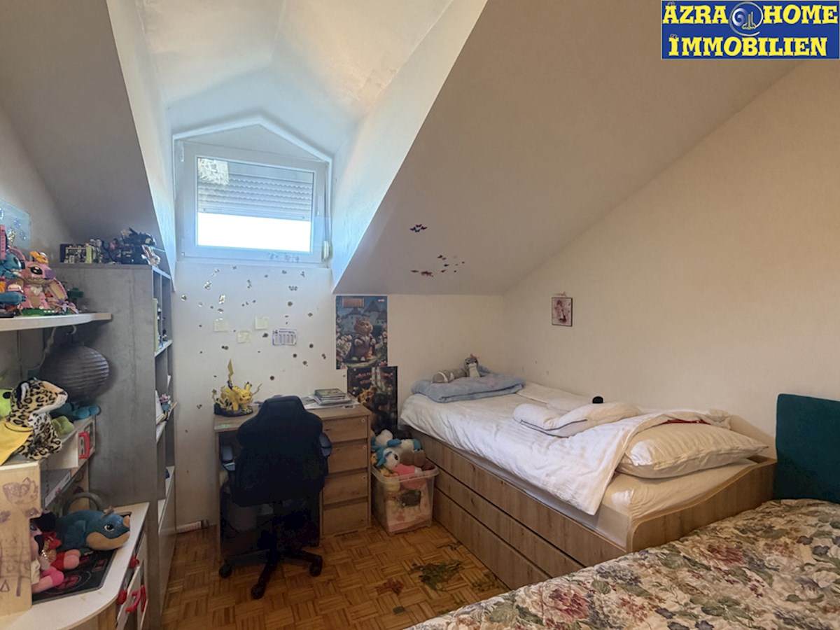 Stanovanje v Poreču, v centru, 3. nadstropje, pogled na morje, 52 m² (SP-420)