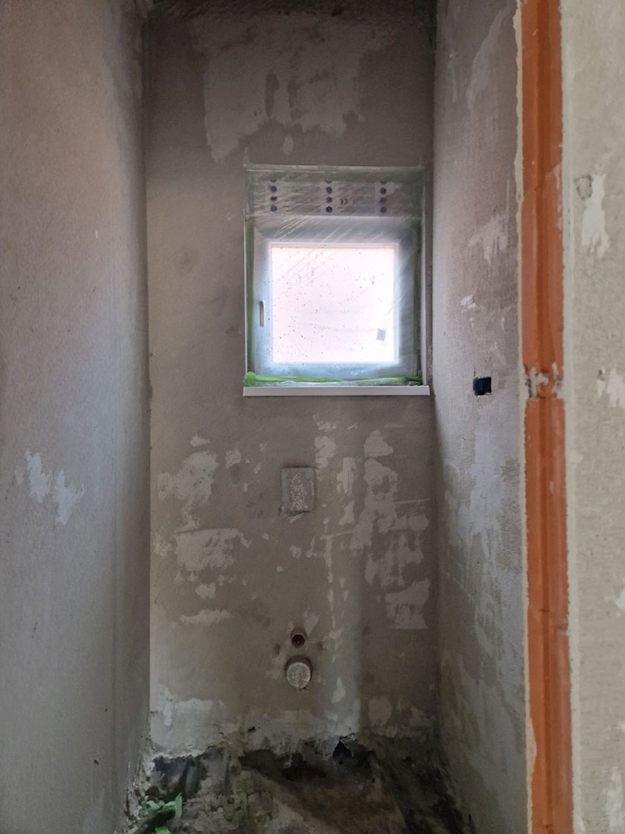 KOP-770-C, Kaštelir – Moderna pritlična hiša s bazenom v gradnji