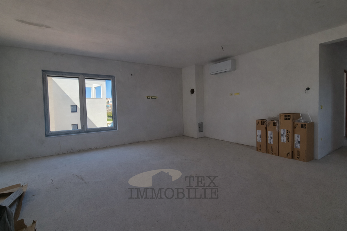 Poreč, odlično novo stanovanje 1 km od morja - D