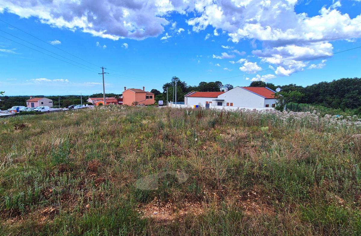 Stavbno zemljišče Tinjan, 1.206m2