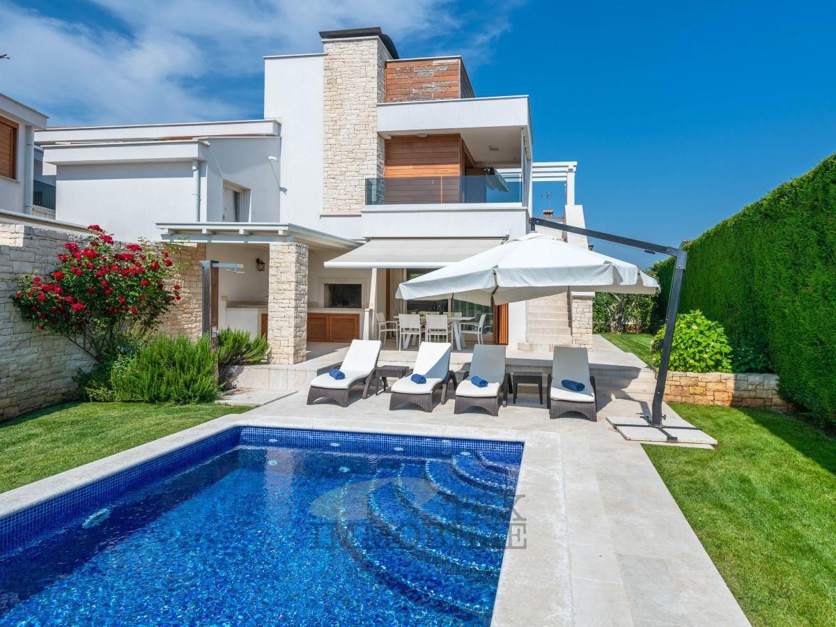 Moderna luksuzna vila v okolici Poreča