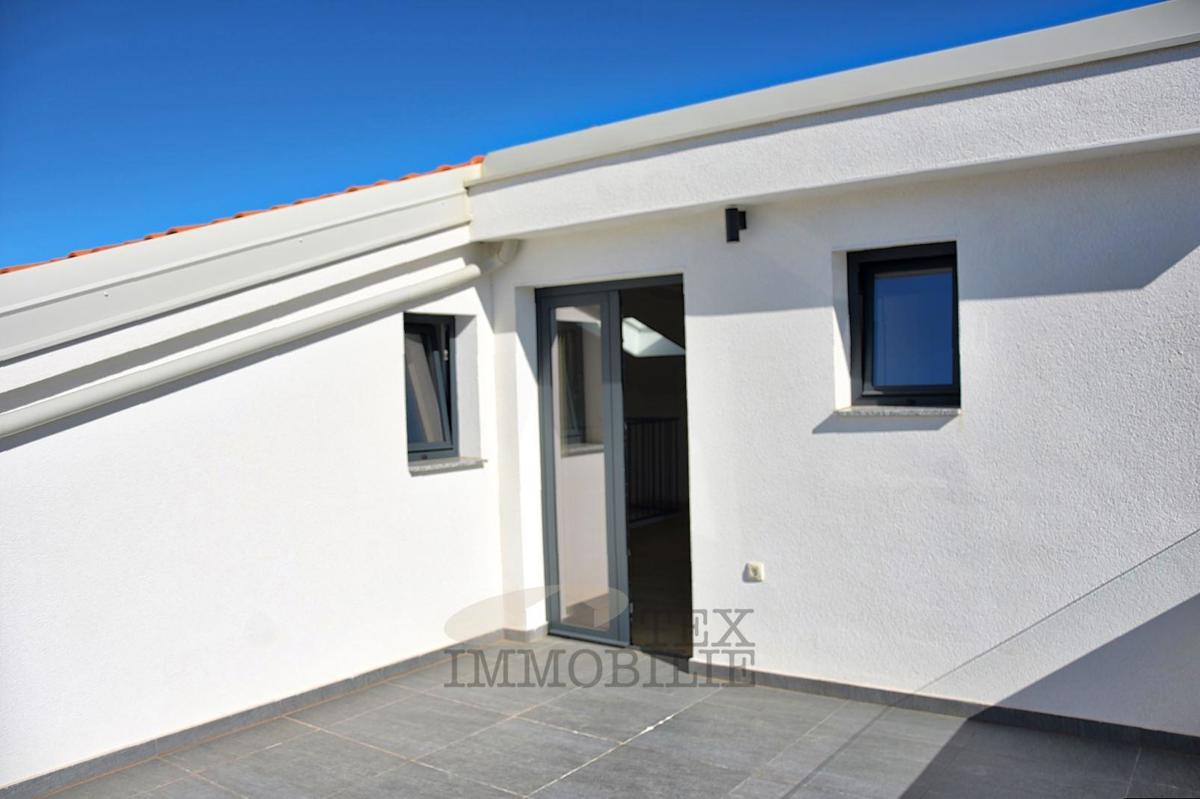 Očarljiva hiša dvojčka v bližini Poreča 187,93 m2