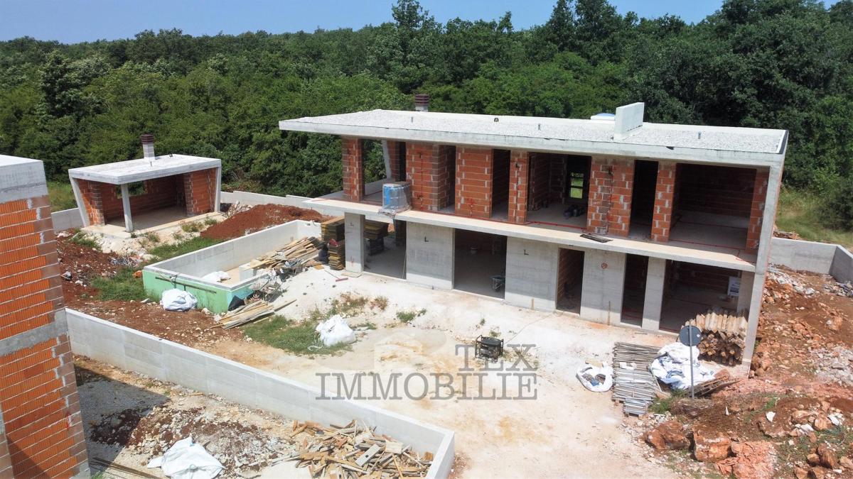 Okolica Poreča, hiša z bazenom v izgradnji