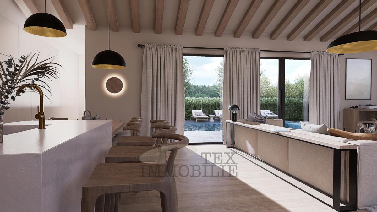 Hiša z bazenom v bližini Poreča, 150 m2
