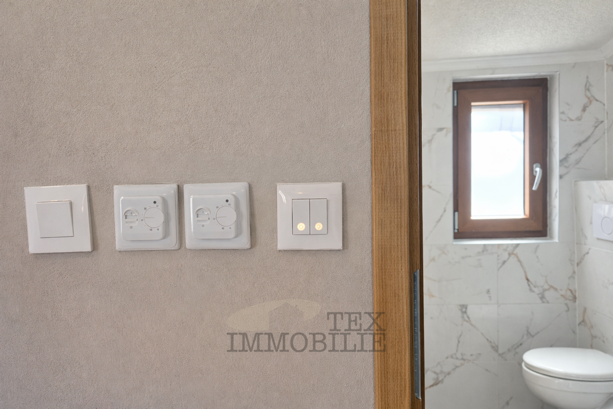 Majhna hiša v bližini Poreča, 1600m od morja