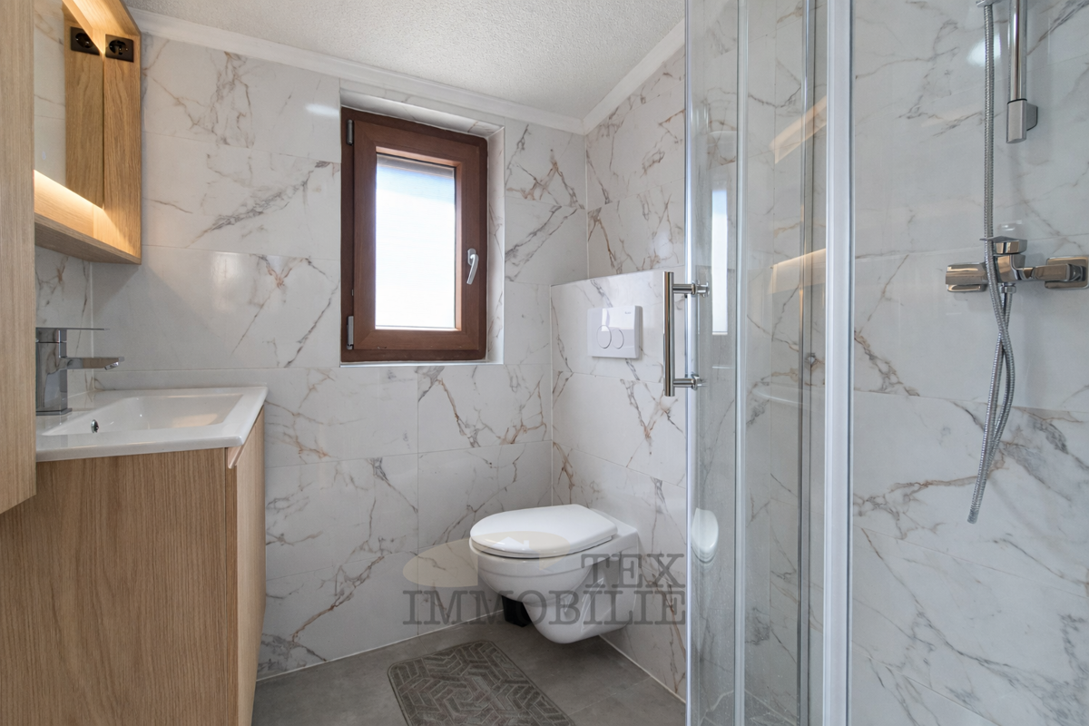 Majhna hiša v bližini Poreča, 1600m od morja