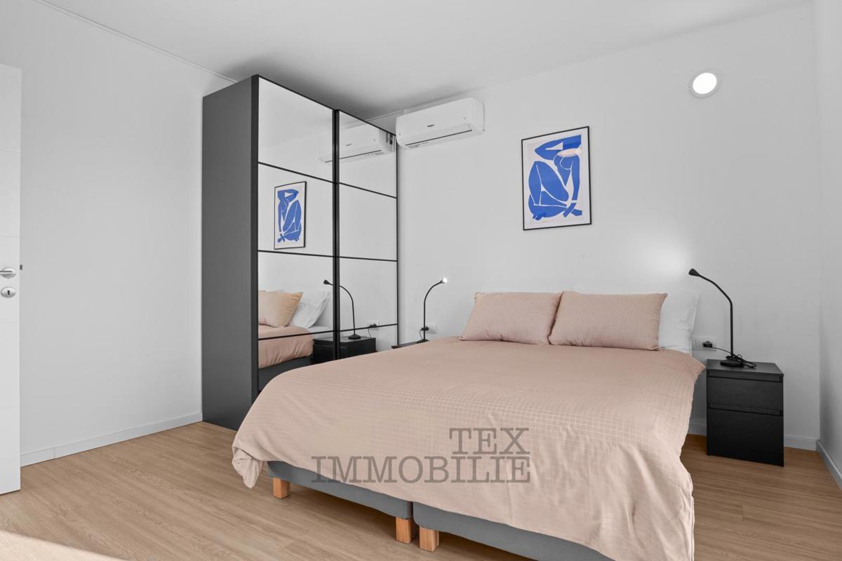 Moderna dvojček hiša v Poreču – 2,5 km od morja