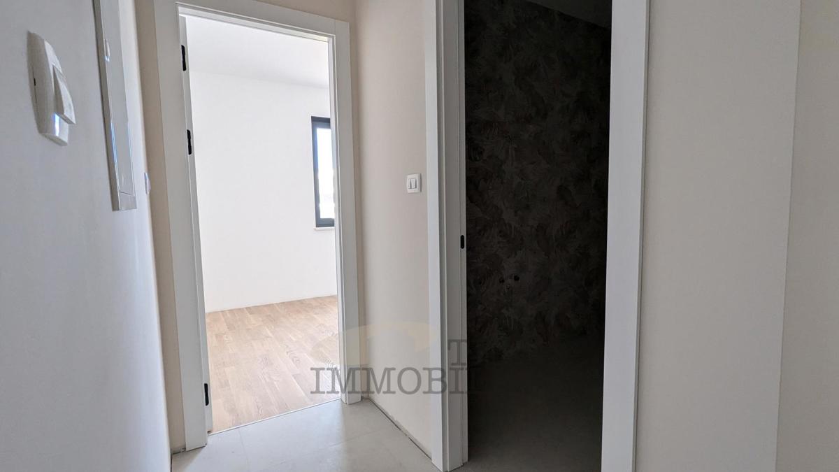 Luksuzno stanovanje na odlični lokaciji v bližini morja, 91,67 m2, A