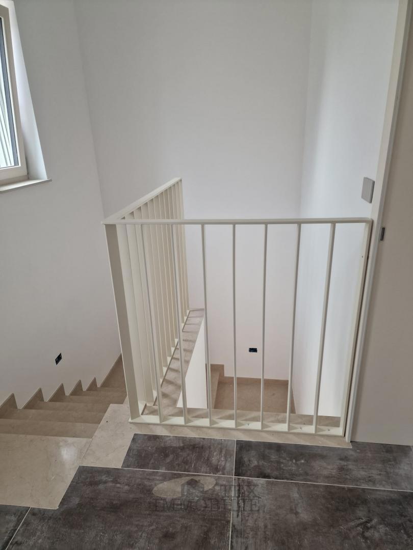 Moderna hiša blizu morja in okolice Poreča 