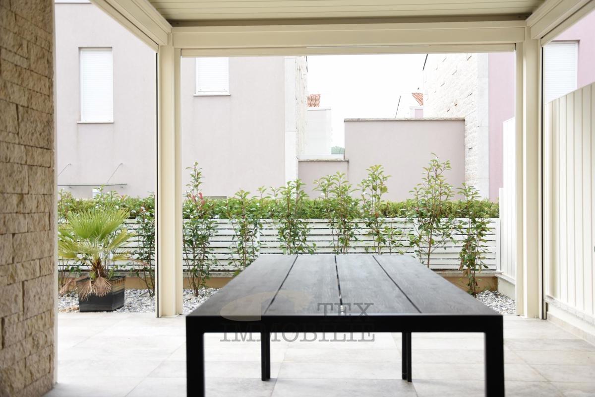 Moderna hiša blizu morja in okolice Poreča 