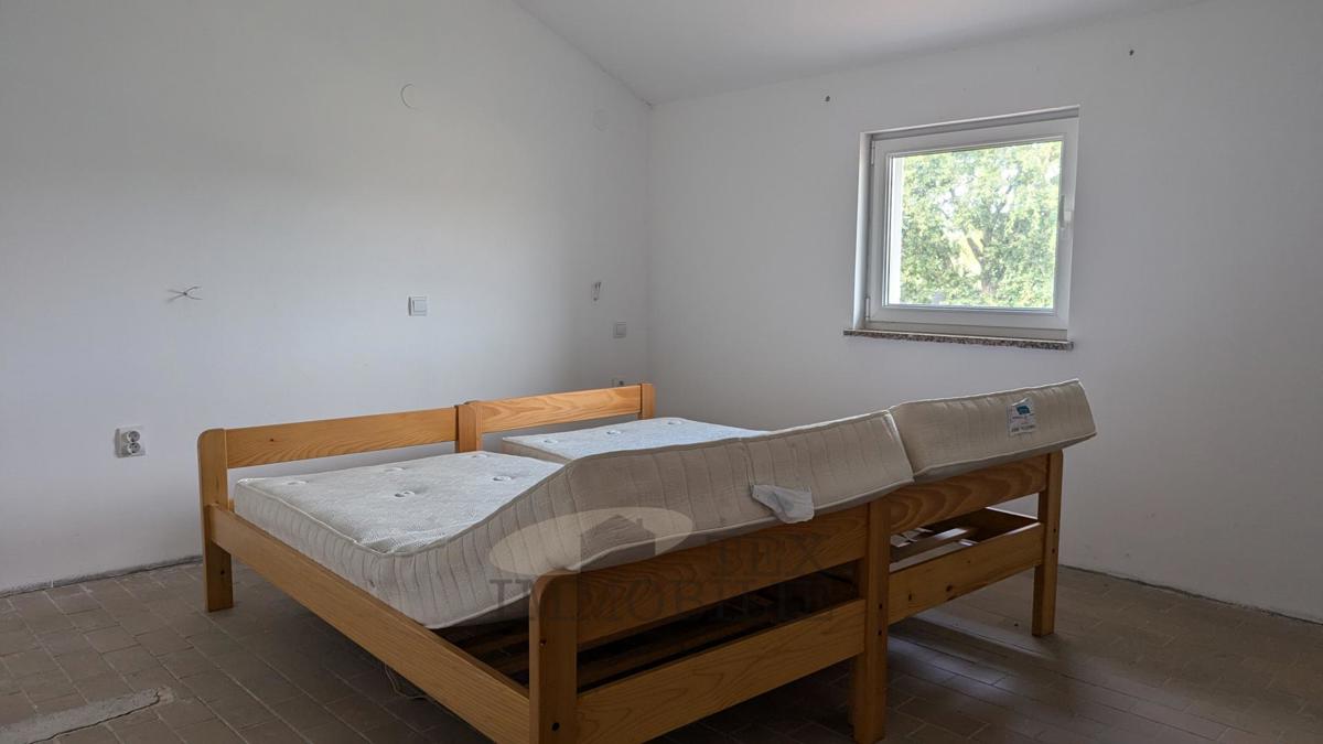 Poreč, hiša in gradbena parcela