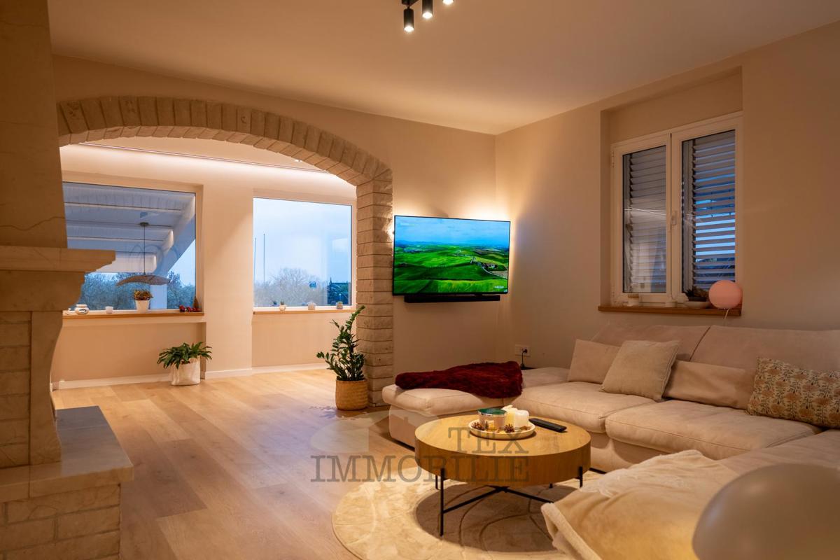 Poreč, hiša in gradbena parcela