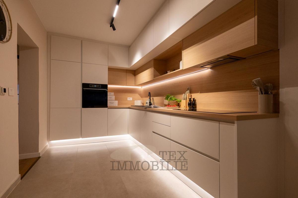 Poreč, hiša in gradbena parcela