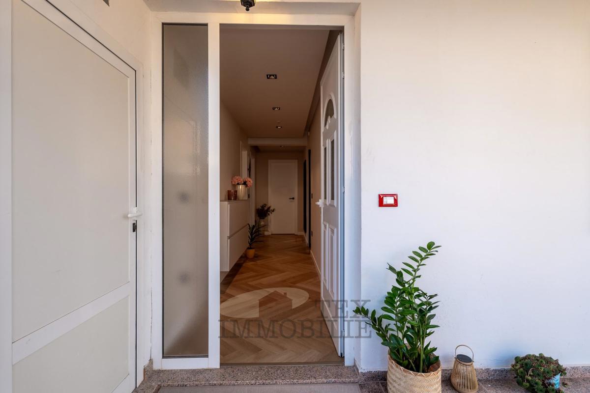 Poreč, hiša in gradbena parcela