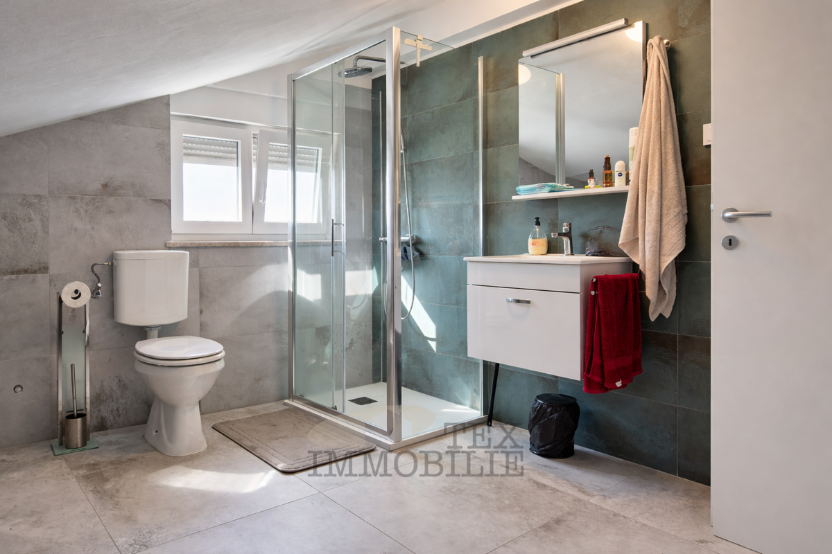 Čudovita hiša v bližini mesta Poreč, 136 m²