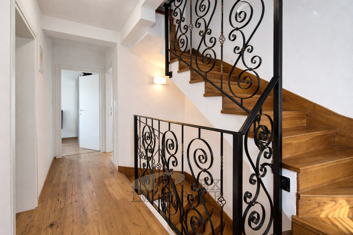 Čudovita hiša v bližini mesta Poreč, 136 m²