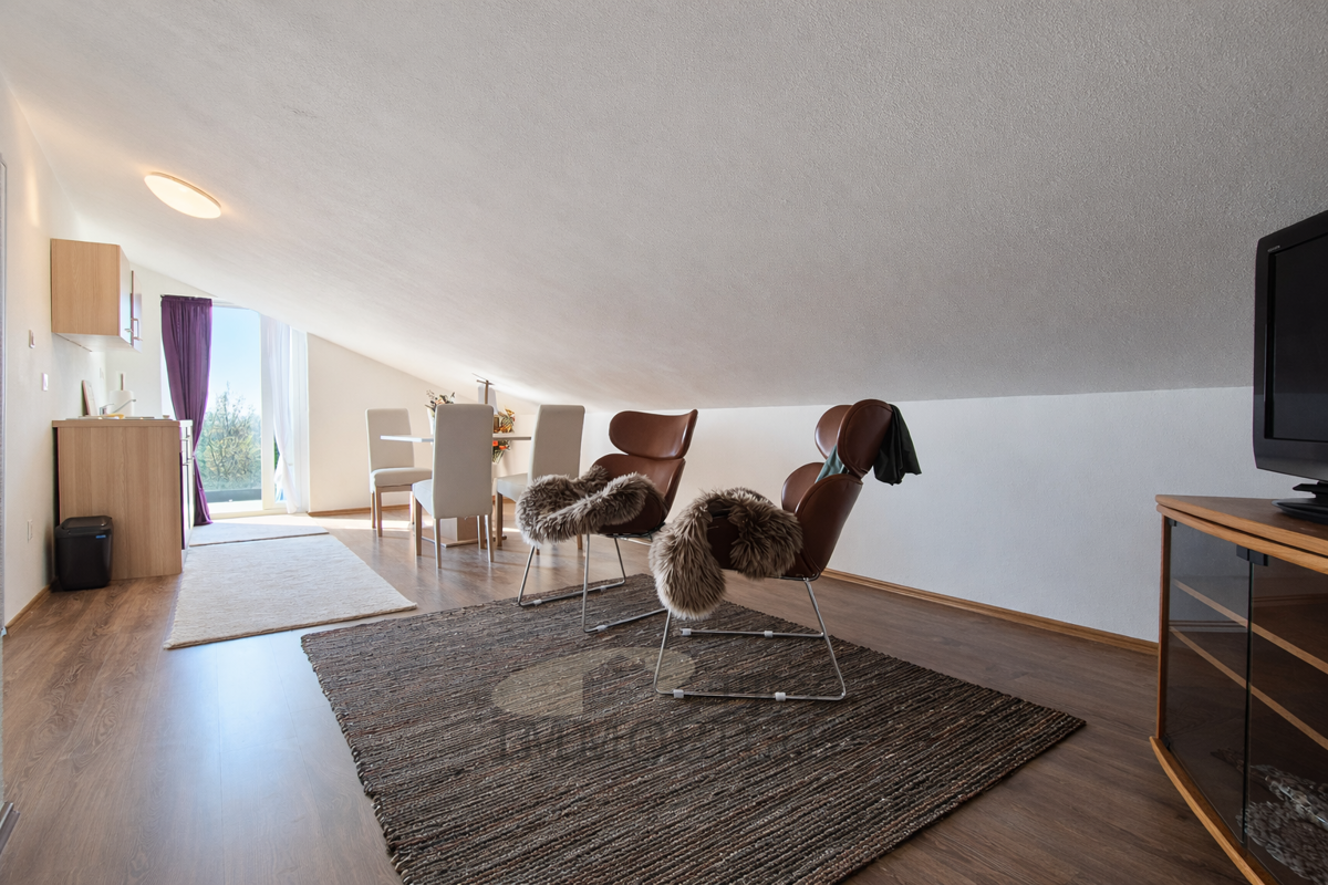 Čudovita hiša v bližini mesta Poreč, 136 m²