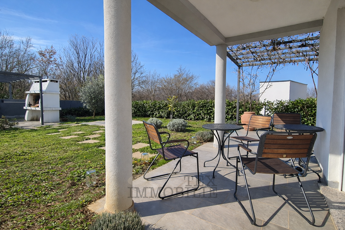 Čudovita hiša v bližini mesta Poreč, 136 m²