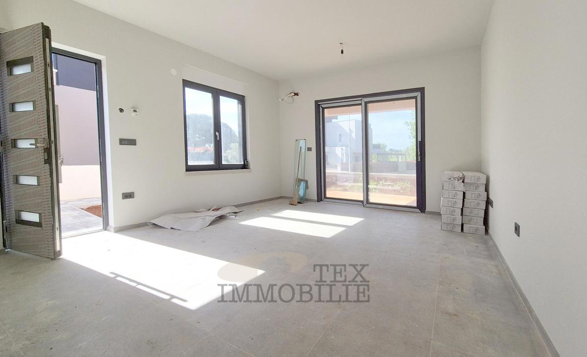 Novi apartmaji blizu morja in centra Poreča 