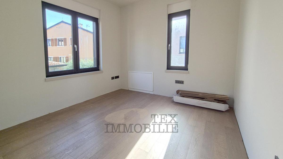 Novi apartmaji blizu morja in centra Poreča 