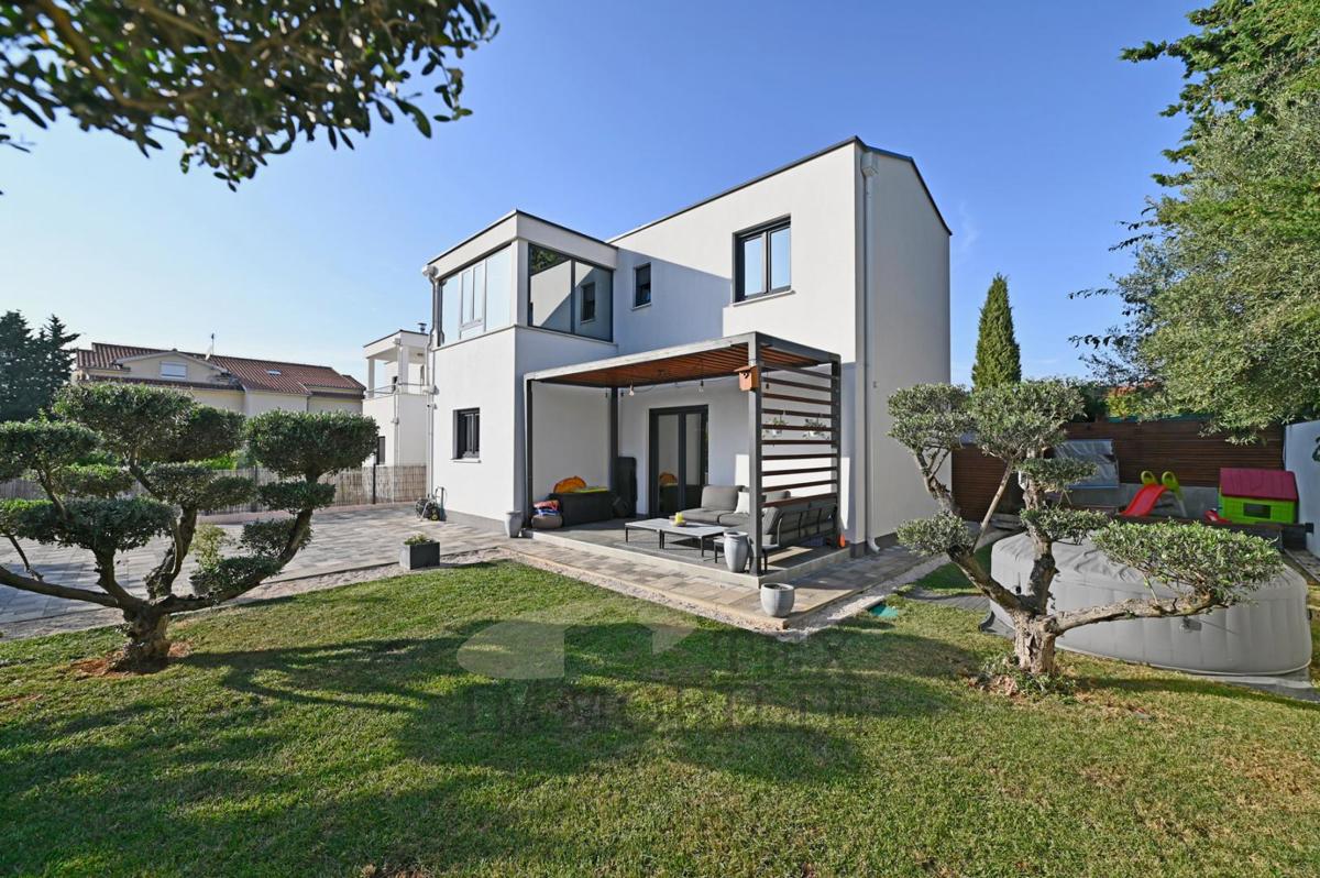 Hiša Poreč, 86 m2