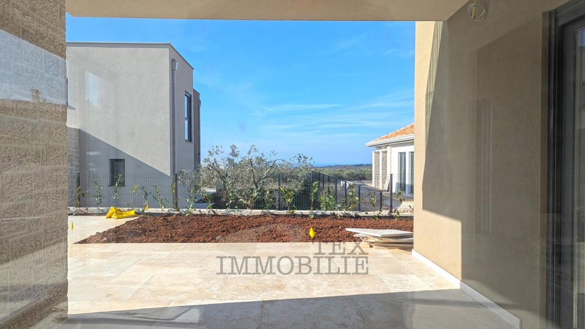 Poreč - vila z bazenom in pogledom na morje