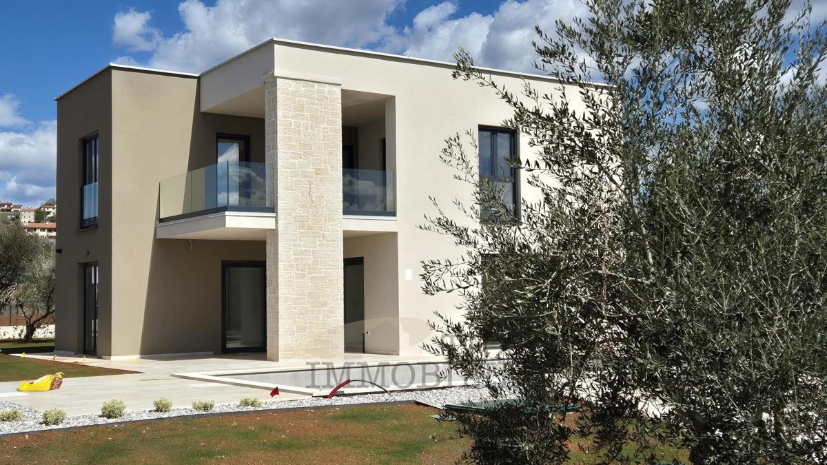 Poreč - vila z bazenom in pogledom na morje