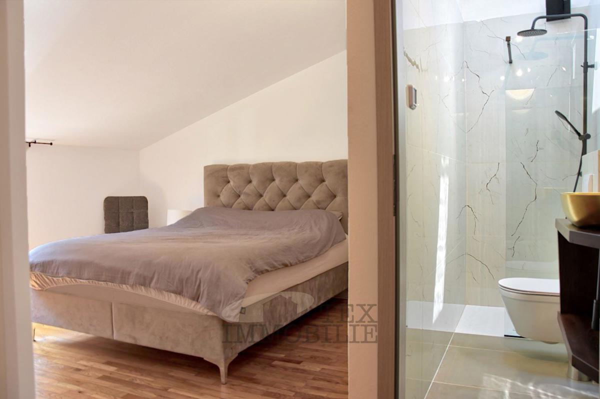 Apartma v Vrsarju s čudovitim pogledom na morje, 76.73 m2