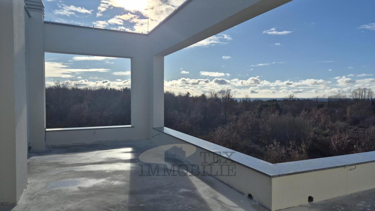 Poreč, penthouse s tremi spalnicami - E