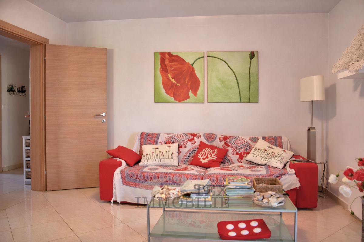 Čudovito stanovanje z vrtom 5 km od Poreča