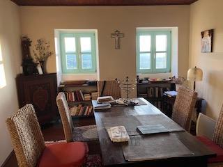 Motovun – Čudovita Kamnita Hiša s Teraso in Panoramskim Razgledom