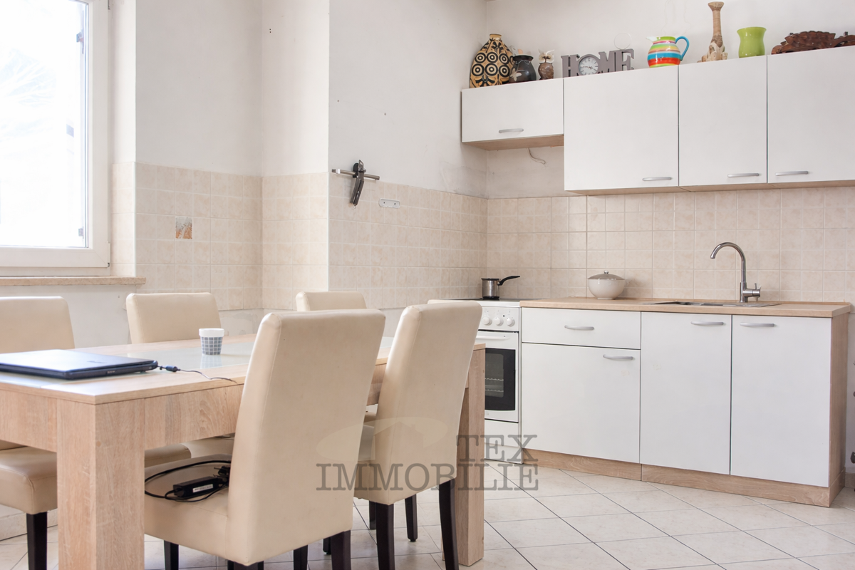 Apartma z dvema spalnicama v Poreču, 58 m2