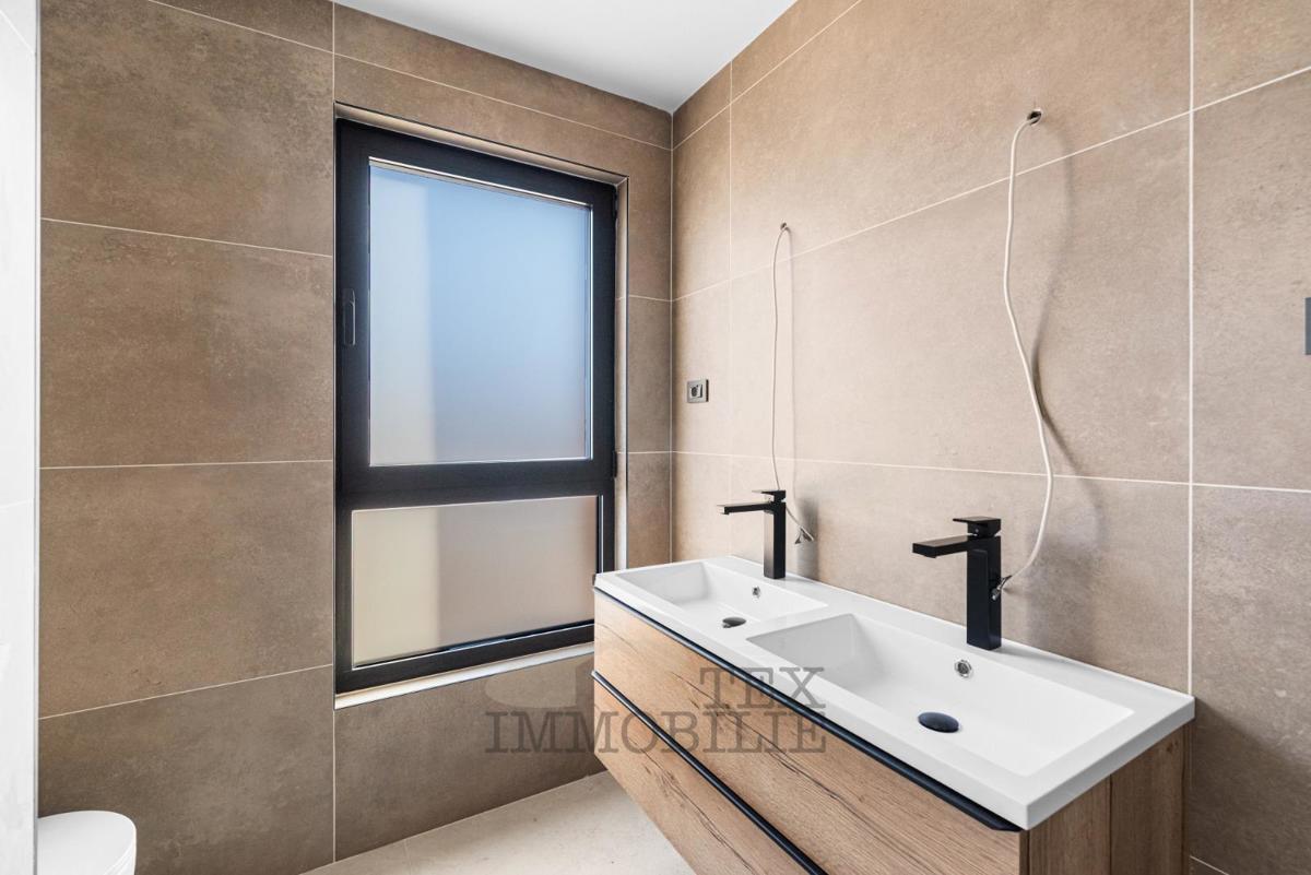 Novi apartmaji blizu morja in centra Poreča 