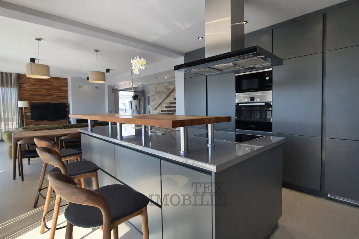 Edinstvena vila vrhunske arhitekture v Poreču