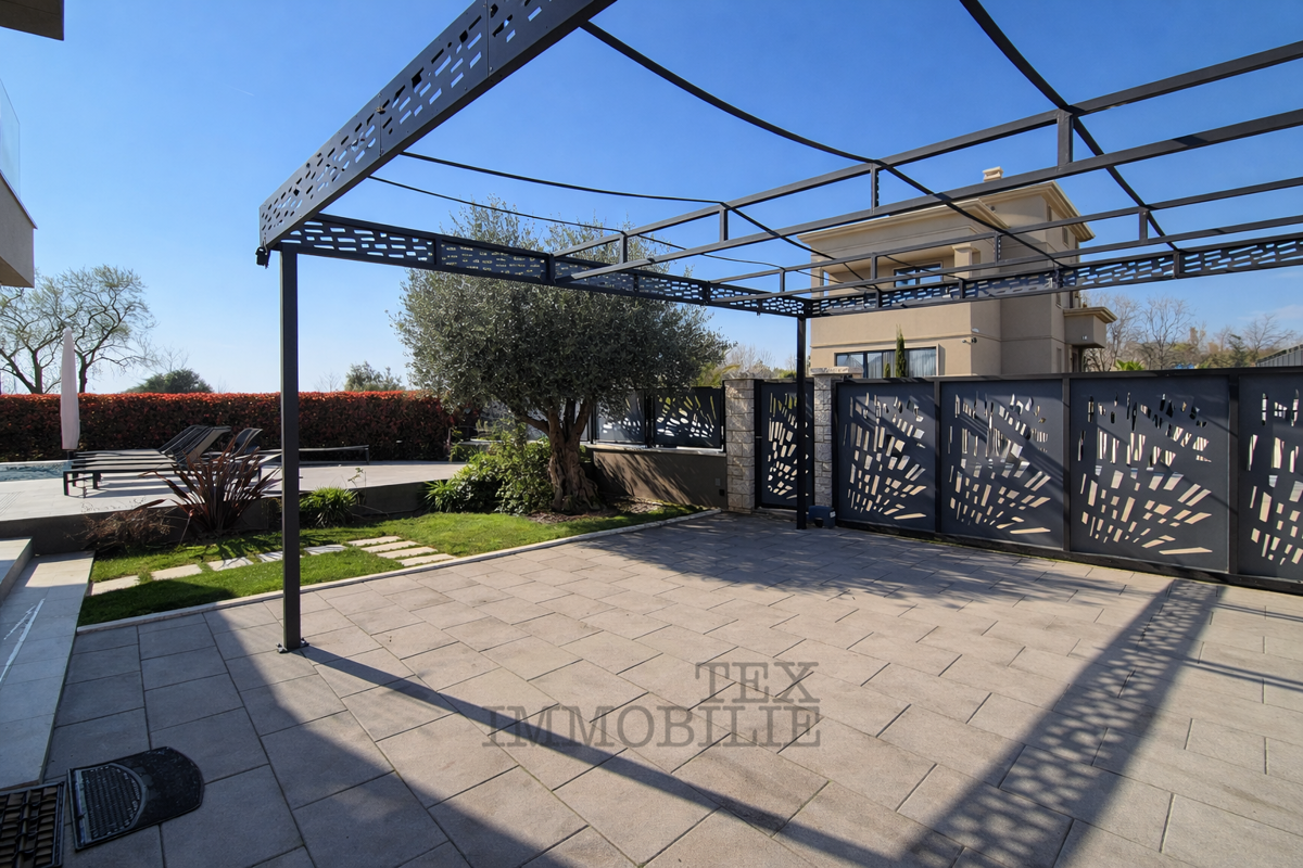 Edinstvena vila vrhunske arhitekture v Poreču