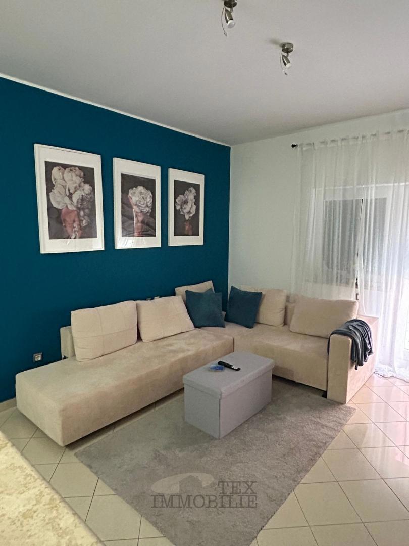 STANOVANJSKO-POSLOVNA STAVBA V SRCU STARODOBNEGA JEDRA VRSARJA