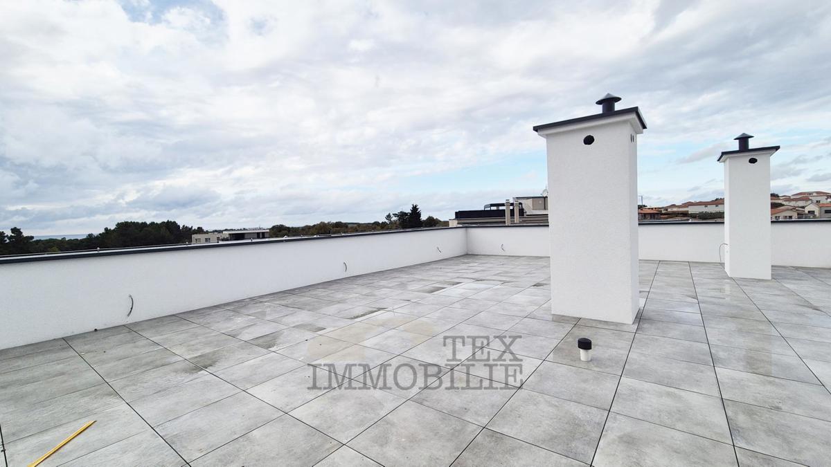 Poreč okolica – Penthouse v novogradnji s tremi spalnicami