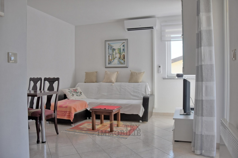Hiša s 4 apartmaji v bližini Poreča