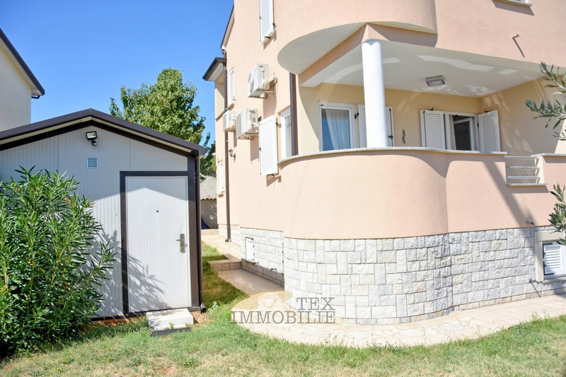 Hiša s 4 apartmaji v bližini Poreča
