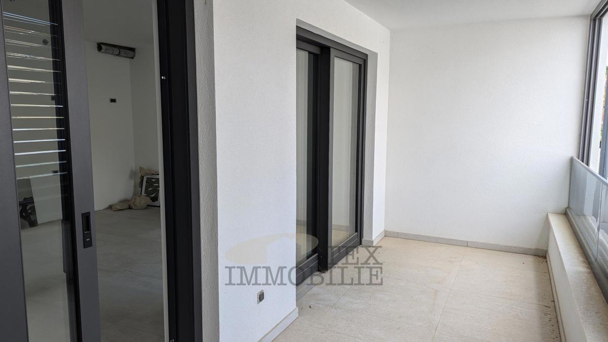 Moderni novi apartmaji v Poreču